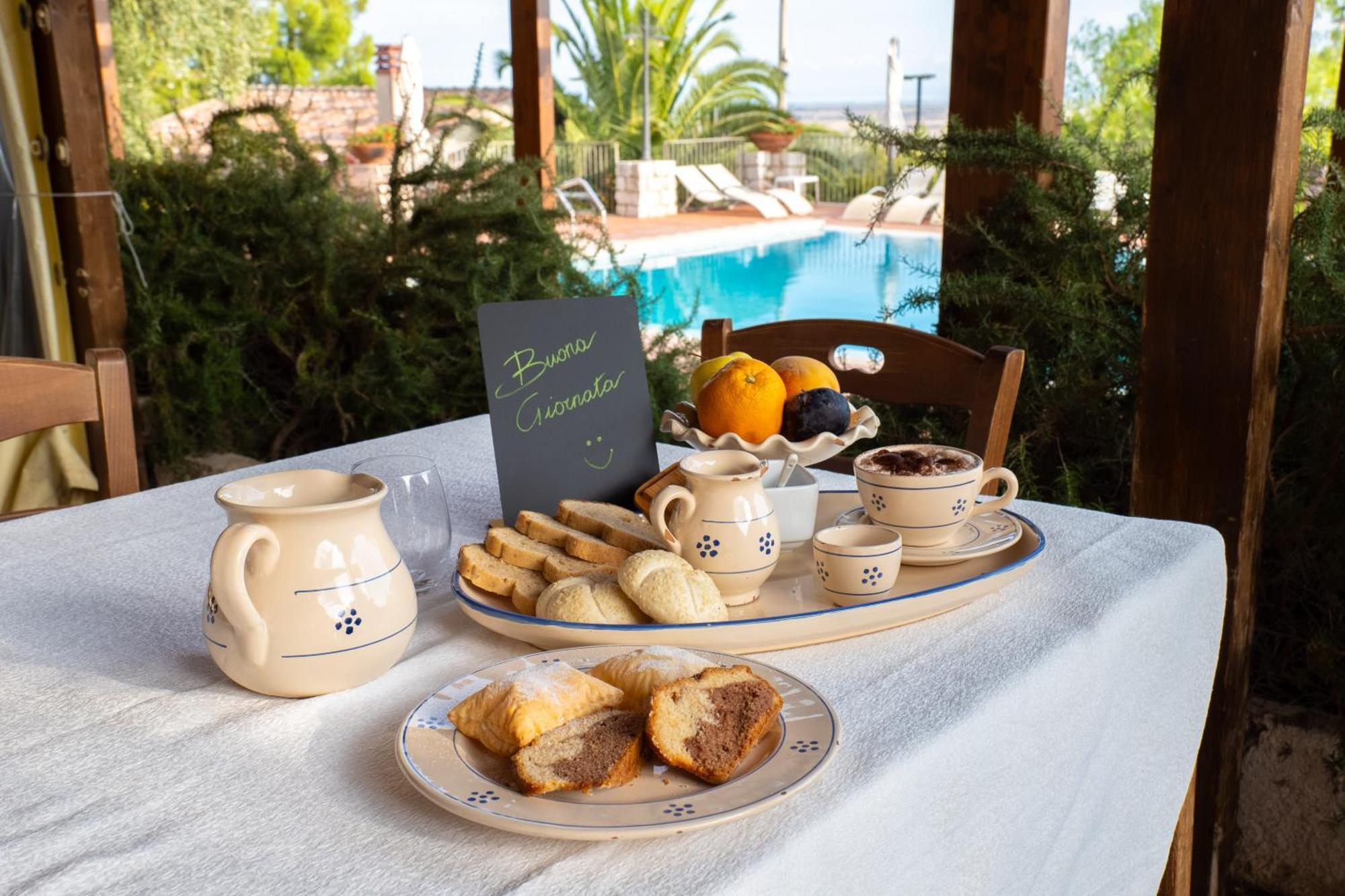 サン・ジョバンニ・ロトンド Le Cese Bed & Breakfast エクステリア 写真